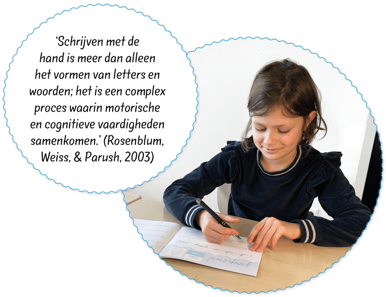 Meisje schrijft in het SchrijfOceaan werkschrift